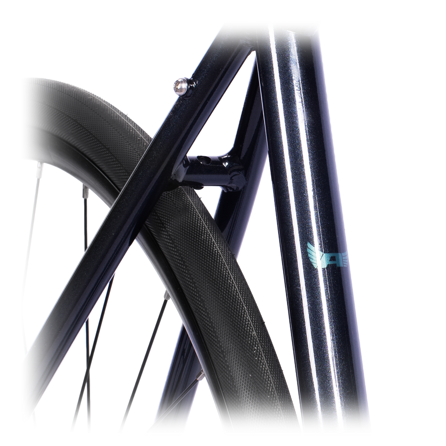 7005 GRADE ALUMINUM CONSTRUCTION