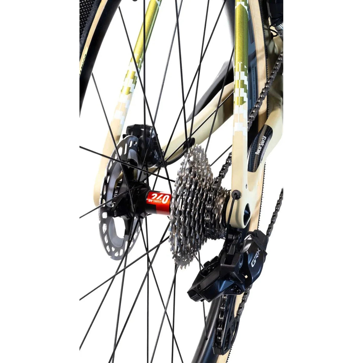 GRX Di2 rear derailleur and cassette