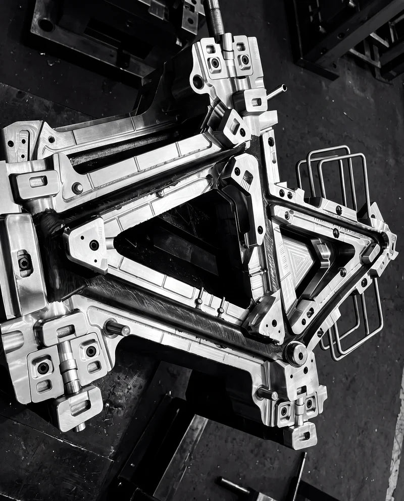 Mono-Mold Technology